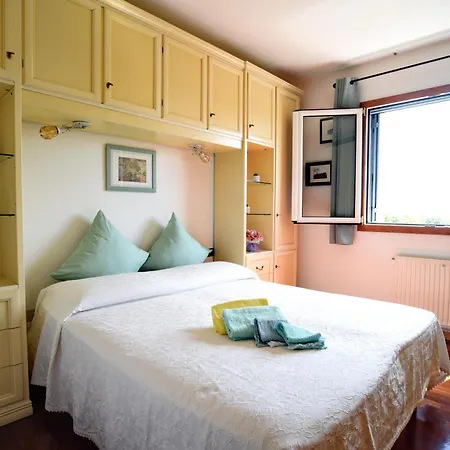 Lamborghini - Terrace And Free Wi-fi Appartamento